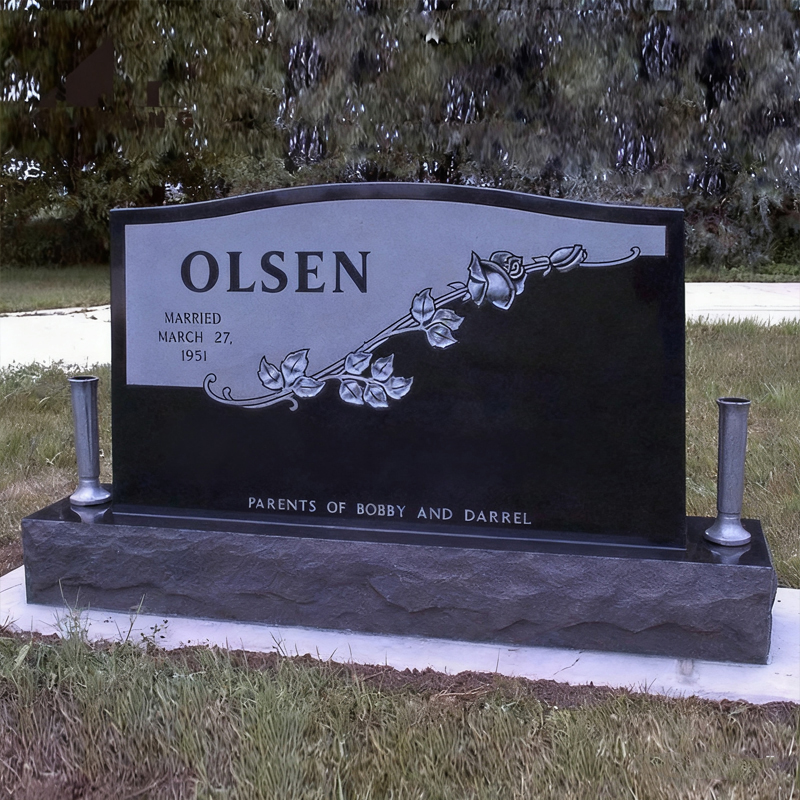 Černobílý kontrastní růžový mramorový náhrobek