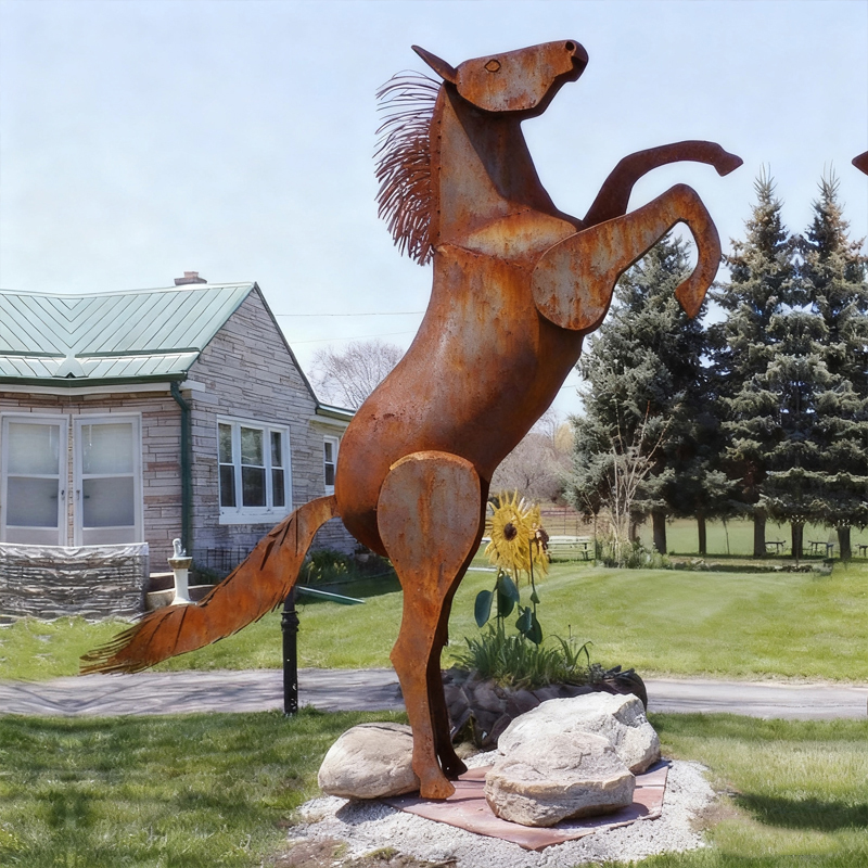 Corten Steel Sculpture: Zvětralé ocelové umění trvající 50+ let